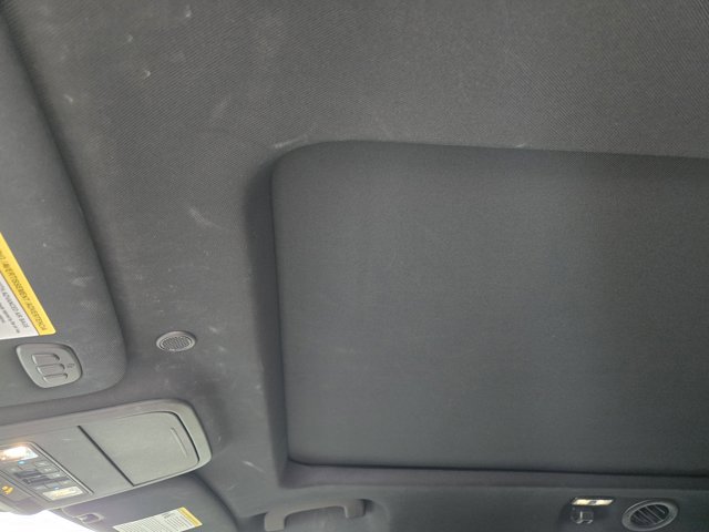 Used 2023 Ford Explorer King Ranch w/ Technology Package image 23