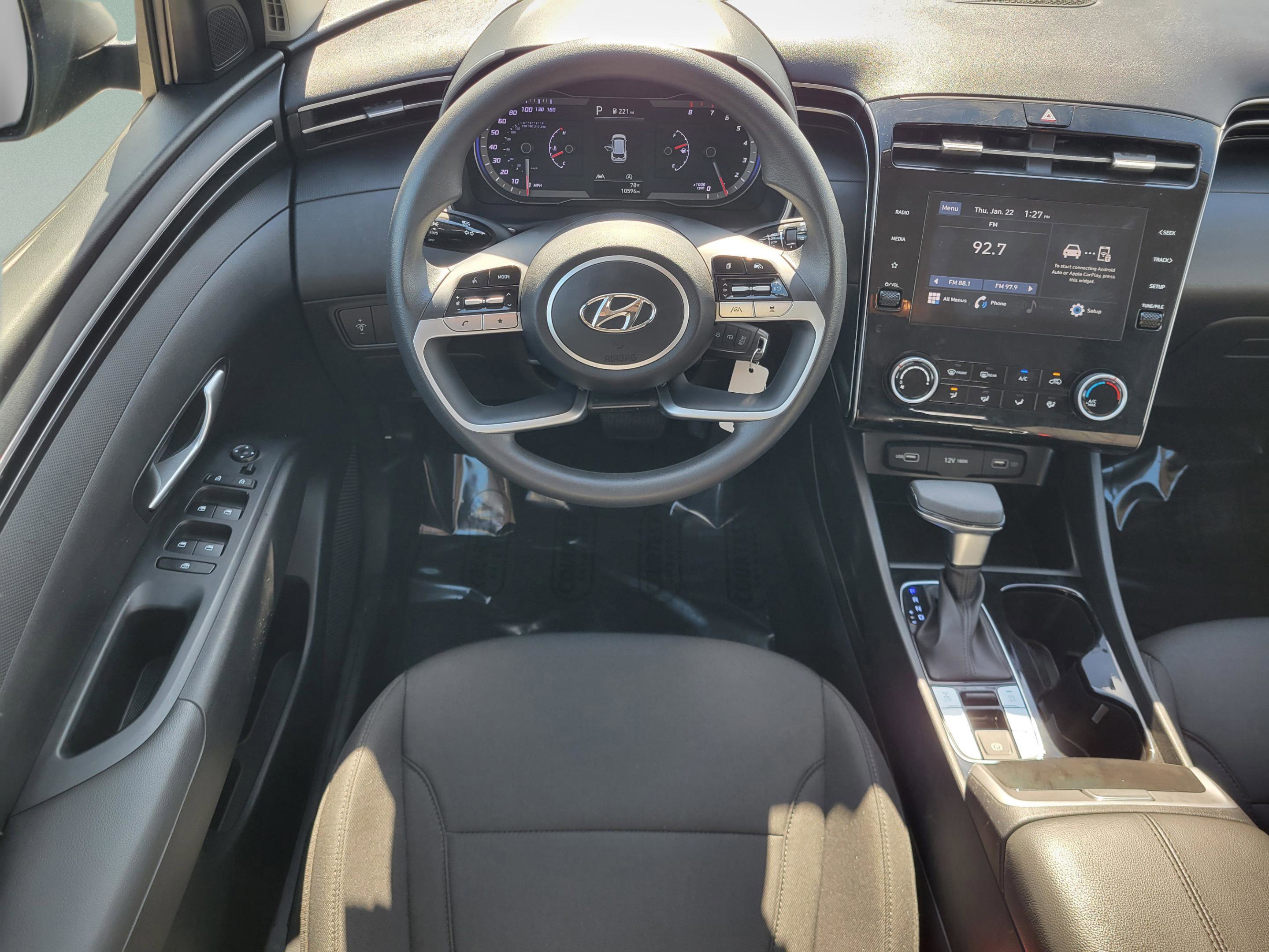 Certified 2023 Hyundai Tucson SE image 14