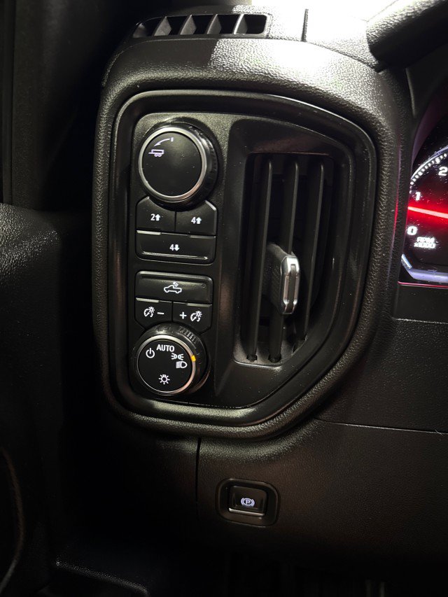 Used 2025 Chevrolet Silverado 2500 W/T w/ WT Convenience Package AWD/4WD image 22