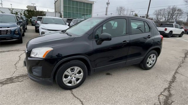 Used 2016 Chevrolet Trax LS w/ LPO, Cargo Package image 6