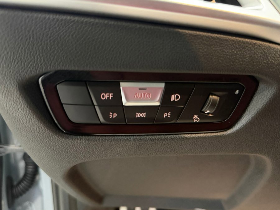 Used 2026 BMW M340i xDrive AWD/4WD image 12