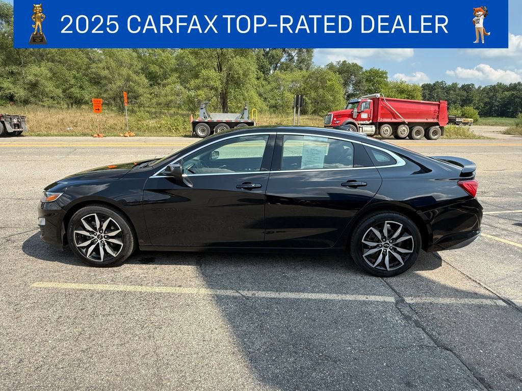 Certified 2024 Chevrolet Malibu RS w/ LPO, Floor Liner Package FWD image 2