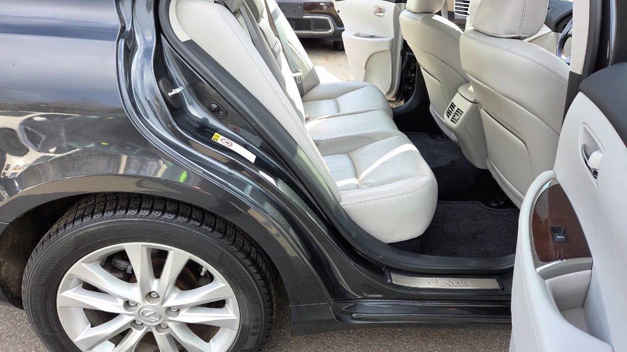 Used 2011 Lexus ES 350 w/ Preferred Accessory Package FWD image 32