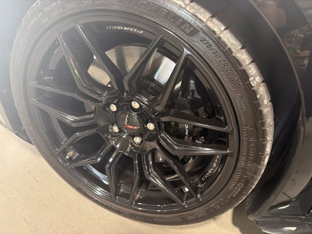 Used 2025 Chevrolet Corvette Z06 RWD image 15