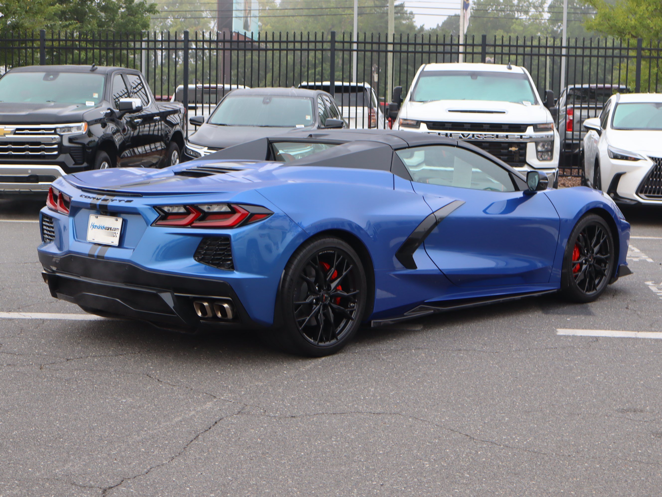 Used 2023 Chevrolet Corvette Stingray Preferred Conv w/ Stealth Interior Trim Package RWD image 10