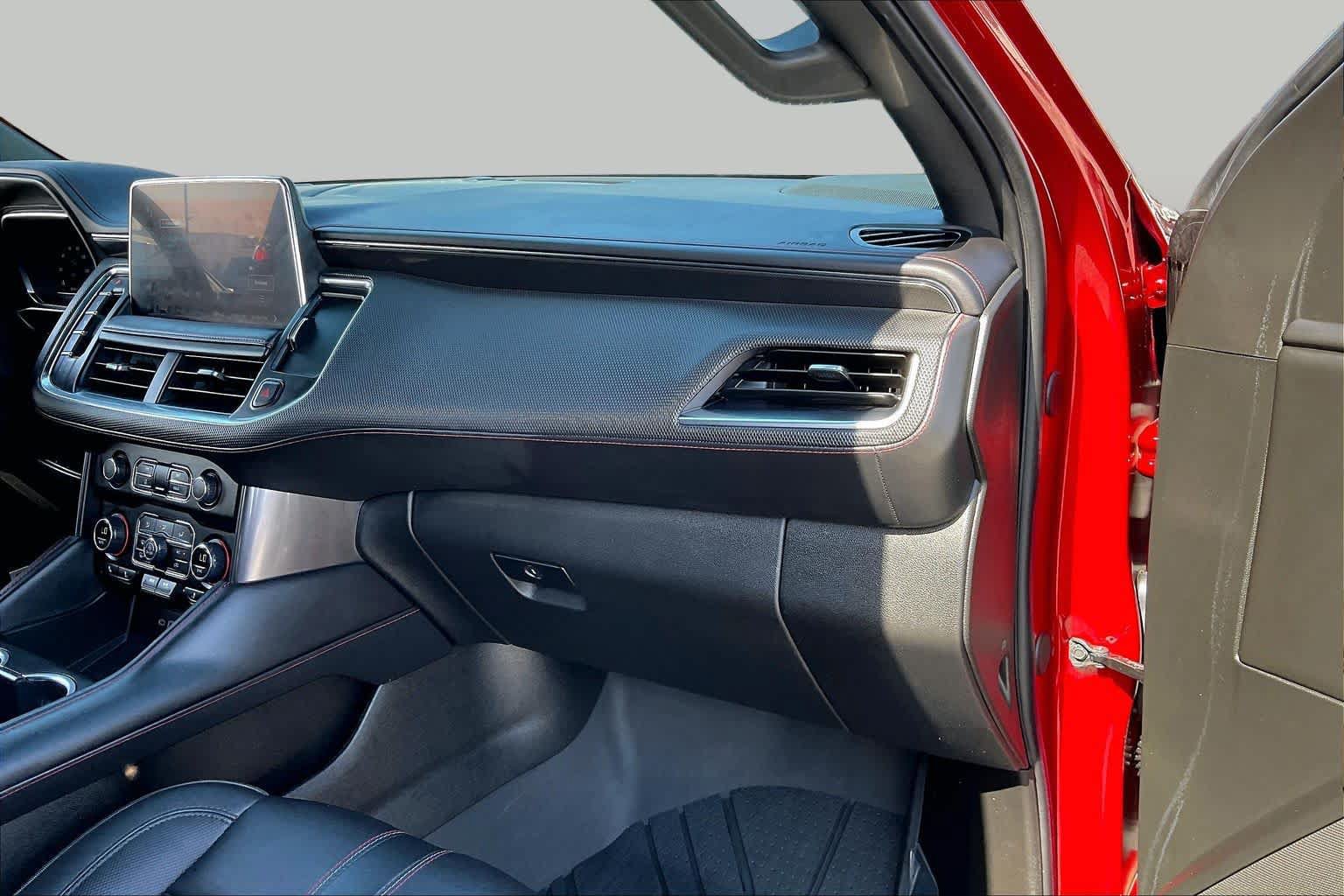 Used 2023 Chevrolet Tahoe RST w/ Luxury Package RWD image 17