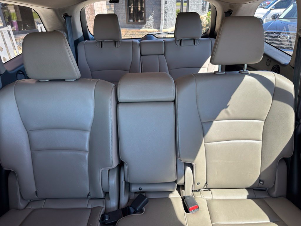 Used 2018 Honda Pilot Touring image 45