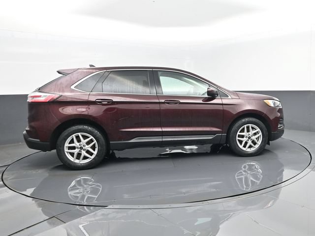 Used 2023 Ford Edge SEL w/ Convenience Package AWD/4WD image 4