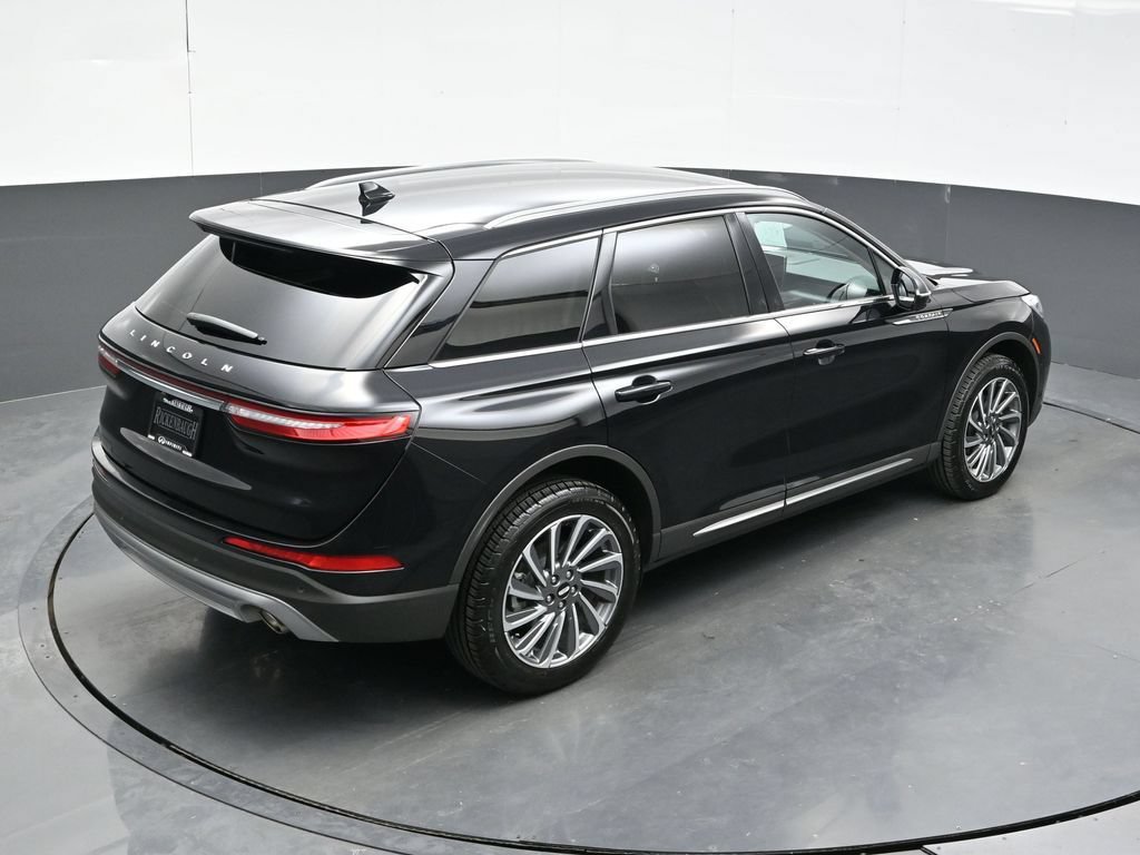 Used 2024 Lincoln Corsair Reserve w/ Equipment Group 201A AWD/4WD image 32