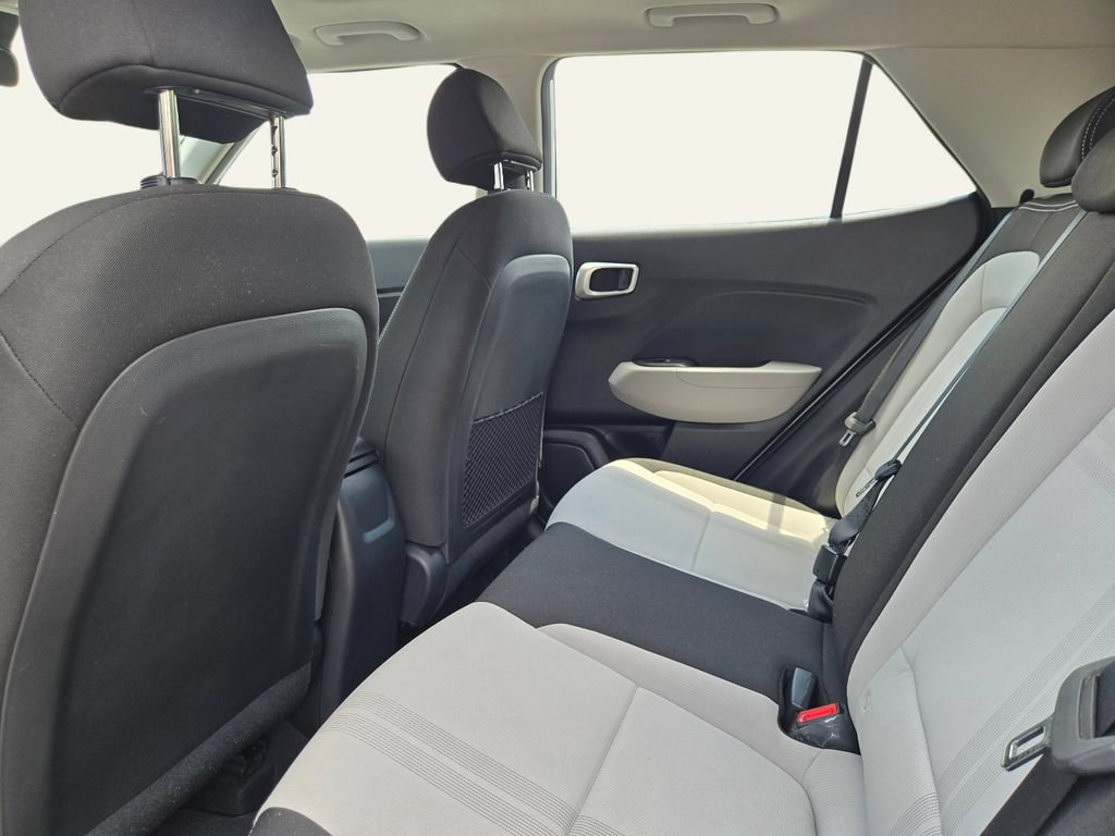 Used 2022 Hyundai Venue SEL w/ Cargo Package FWD image 12