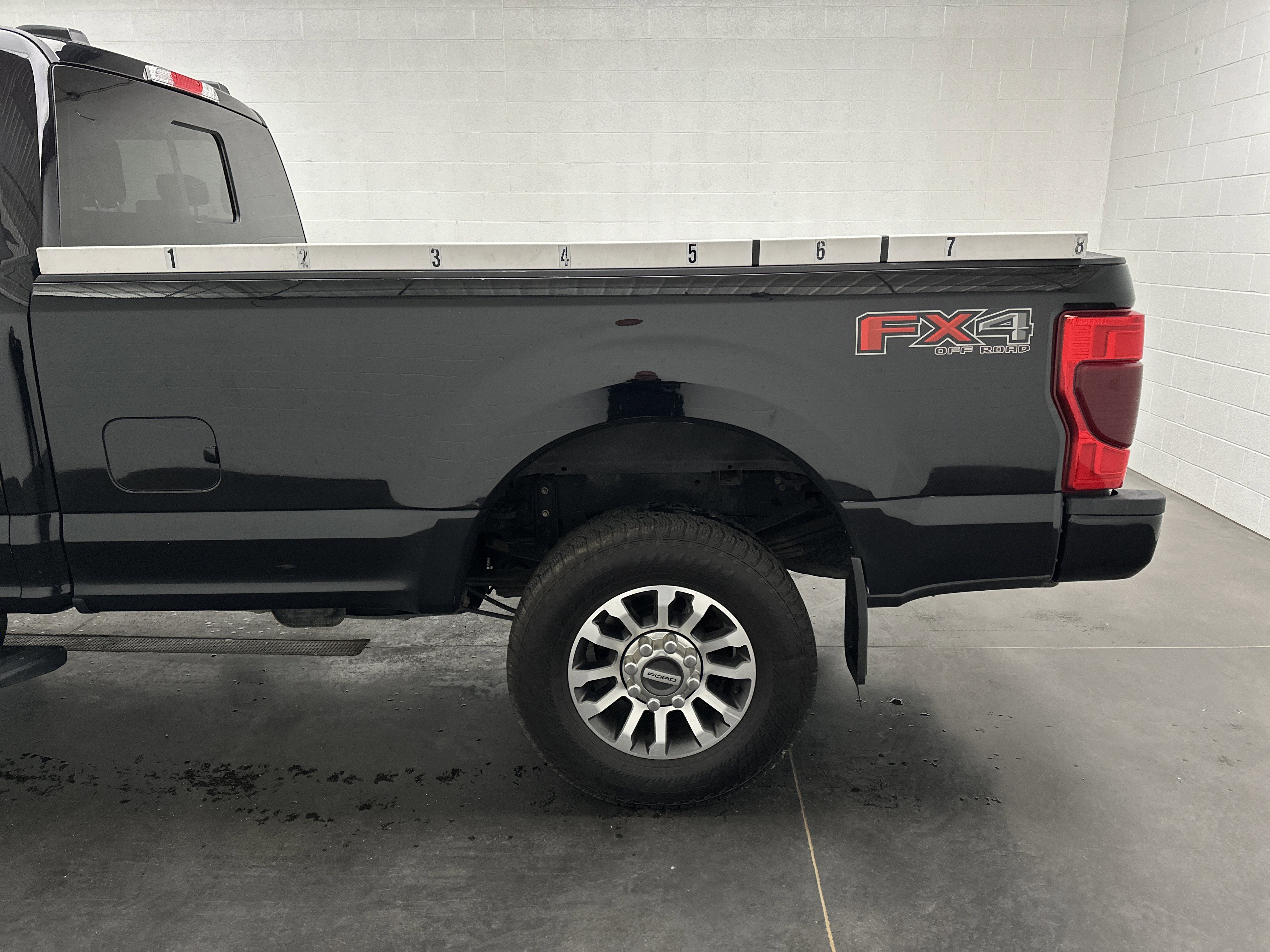 Used 2022 Ford F250 Lariat AWD/4WD image 7