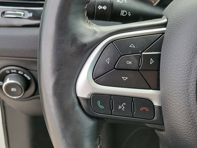 Used 2018 Jeep Compass Limited AWD/4WD image 11