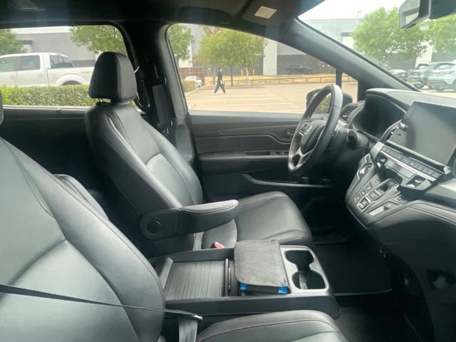 Used 2025 Honda Odyssey Sport-L image 11