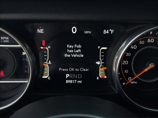 Used 2018 Jeep Wrangler Unlimited Sahara w/ Dual Top Group AWD/4WD image 17
