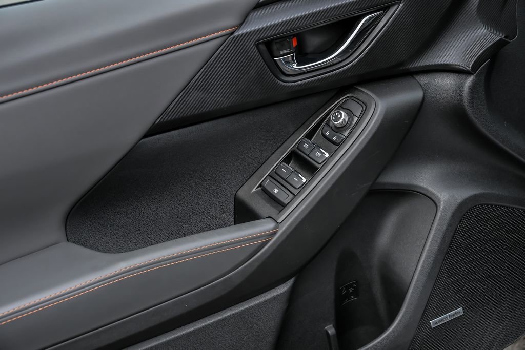 Used 2024 Subaru Crosstrek 2.5i Limited w/ Crosstrek Mirror Package AWD/4WD image 12