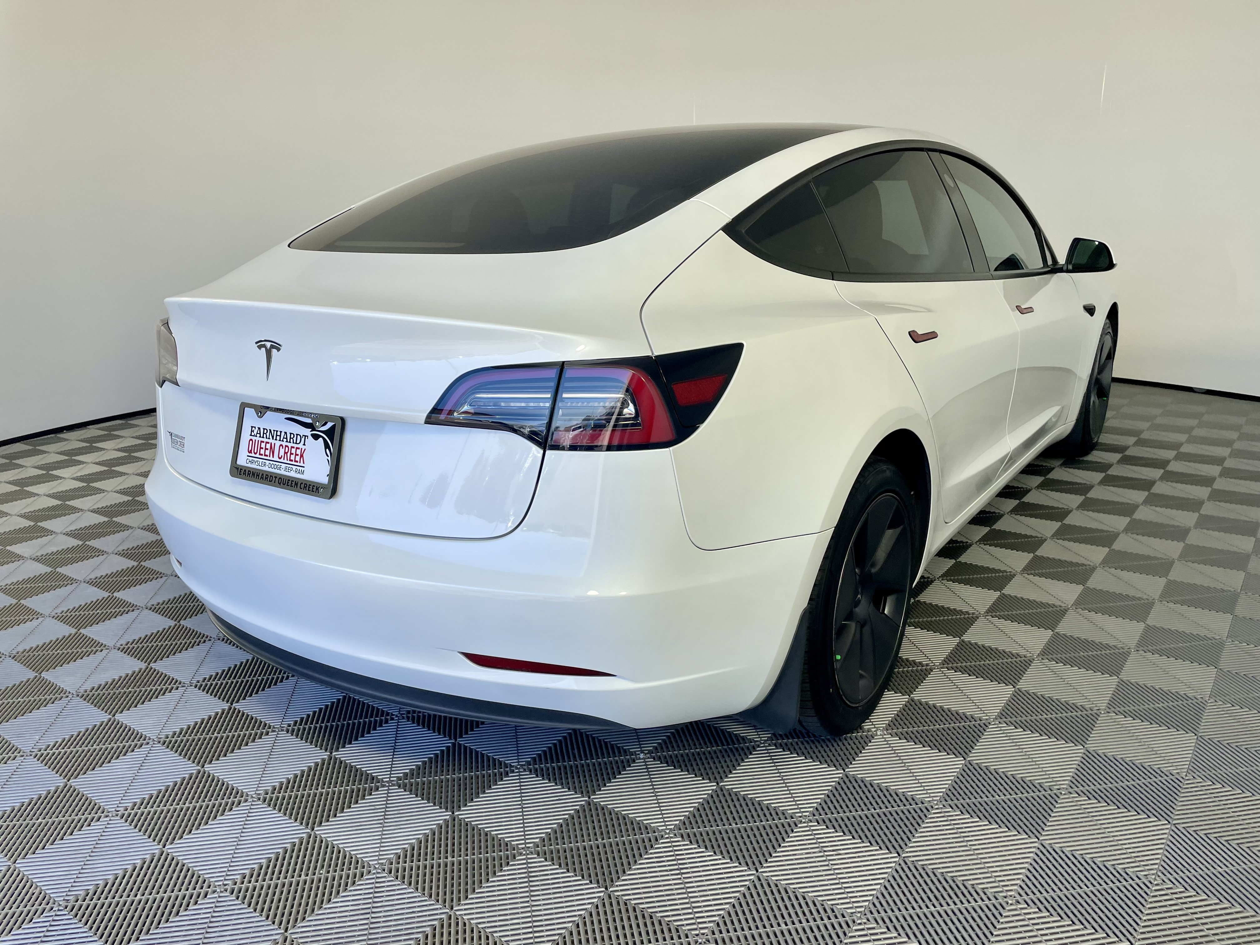 Used 2023 Tesla Model 3 Standard Range RWD image 5