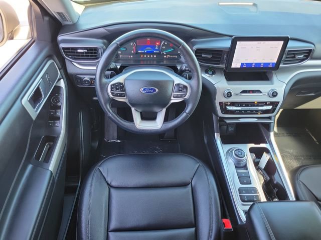 Used 2021 Ford Explorer XLT w/ Equipment Group 202A RWD image 7