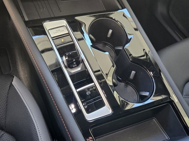 Certified 2025 Volkswagen Atlas Peak Edition SE image 26