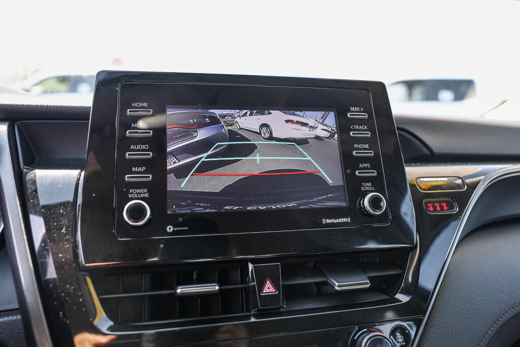 Certified 2022 Toyota Camry LE FWD image 13