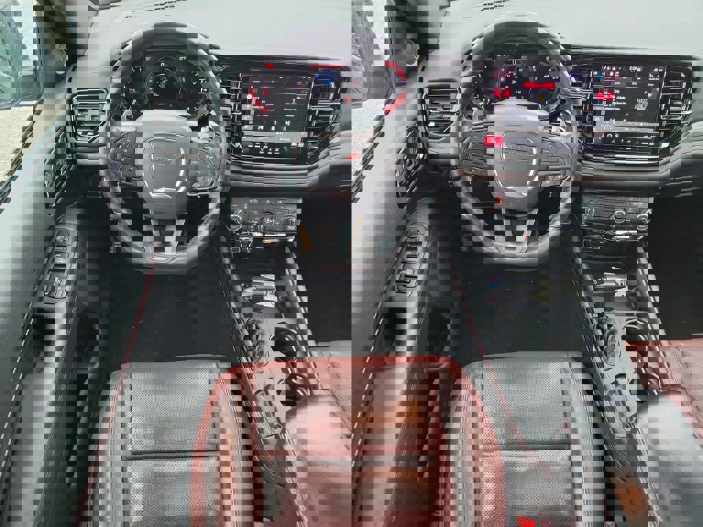 Used 2023 Dodge Durango GT image 15