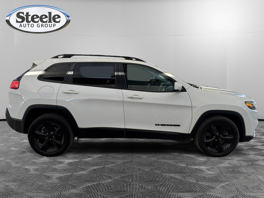 Used 2020 Jeep Cherokee Latitude Plus image 6