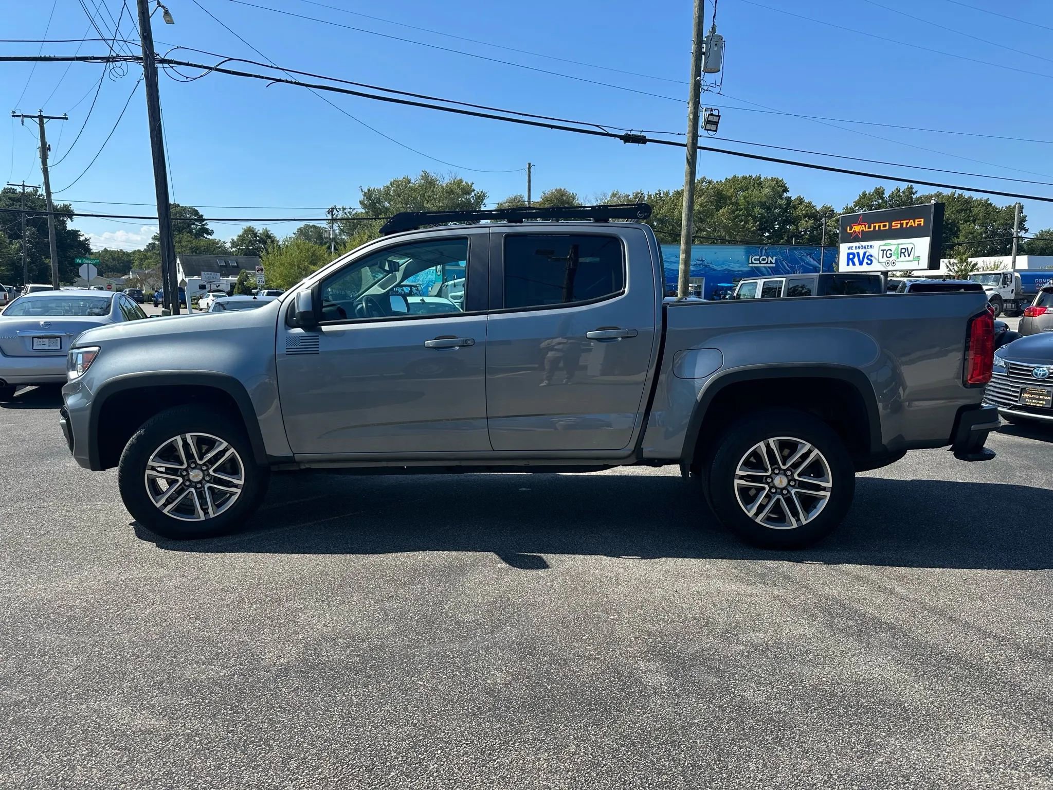 Used 2022 Chevrolet Colorado LT w/ Luxury Package image 6