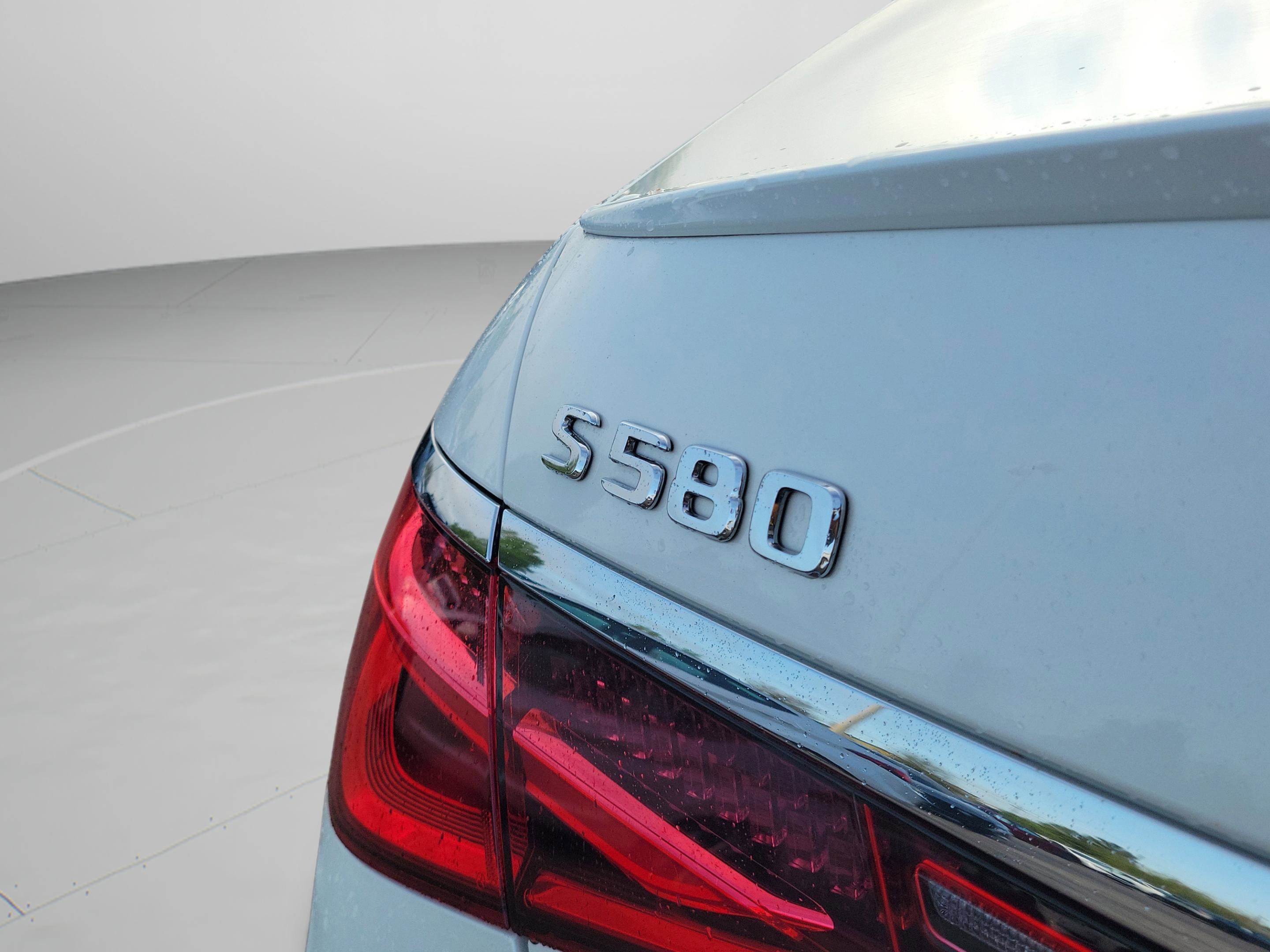 Used 2022 Mercedes-Benz S 580 4MATIC Sedan image 8
