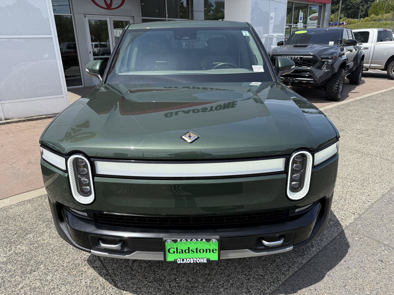 Used 2023 Rivian R1T Adventure AWD/4WD image 9