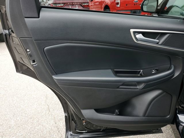 Used 2018 Ford Edge SEL w/ Equipment Group 201A image 15