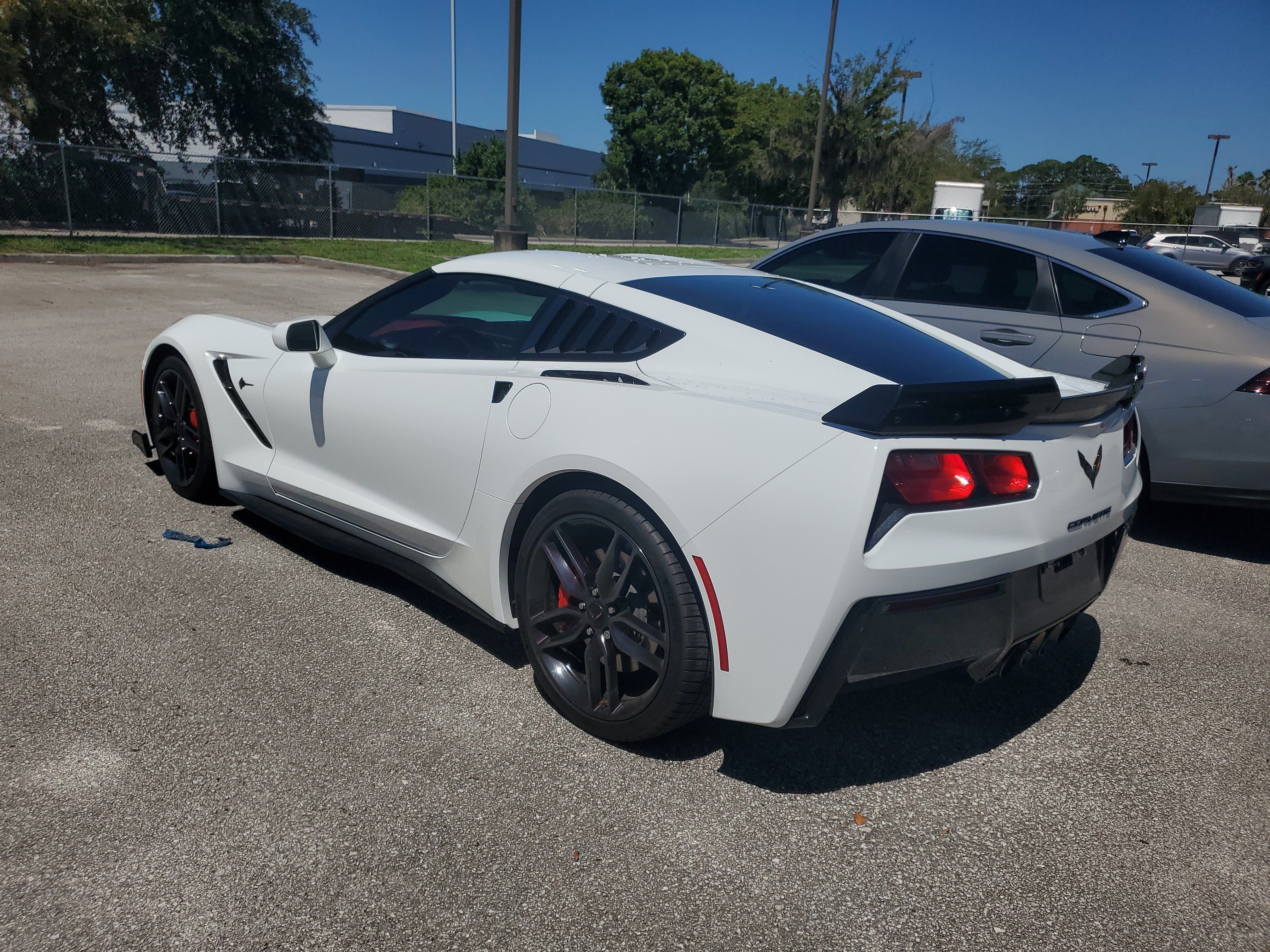 Used 2019 Chevrolet Corvette Stingray Coupe w/ 2LT Preferred Equipment Group RWD image 5