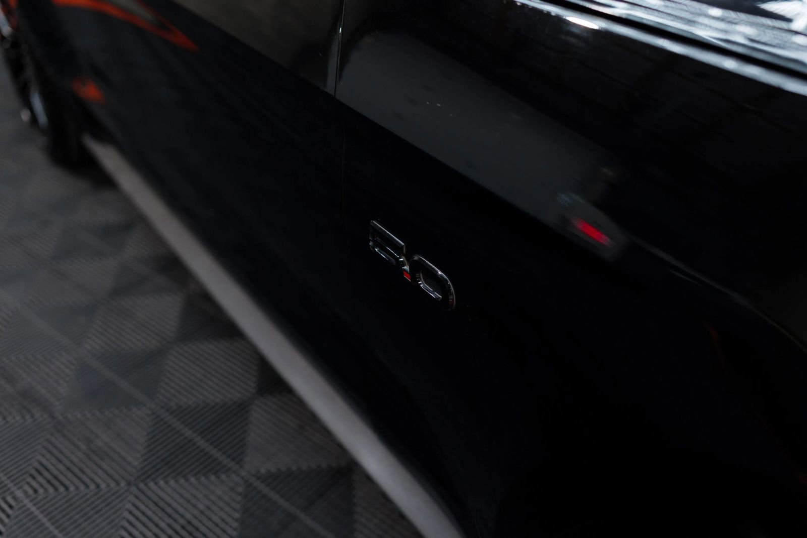Used 2015 Ford Mustang GT Premium RWD image 6