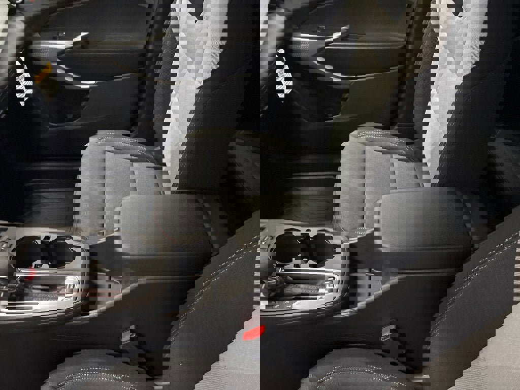 New 2026 Chevrolet Trax RS w/ Driver Confidence Package image 16