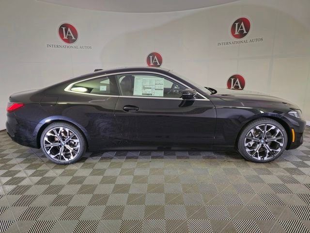 New 2025 BMW 430i xDrive Coupe w/ Convenience Package AWD/4WD image 3