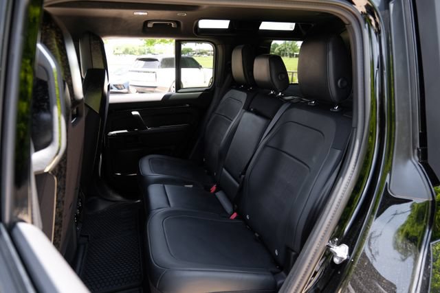 New 2026 Land Rover Defender 110 OCTA AWD/4WD image 52