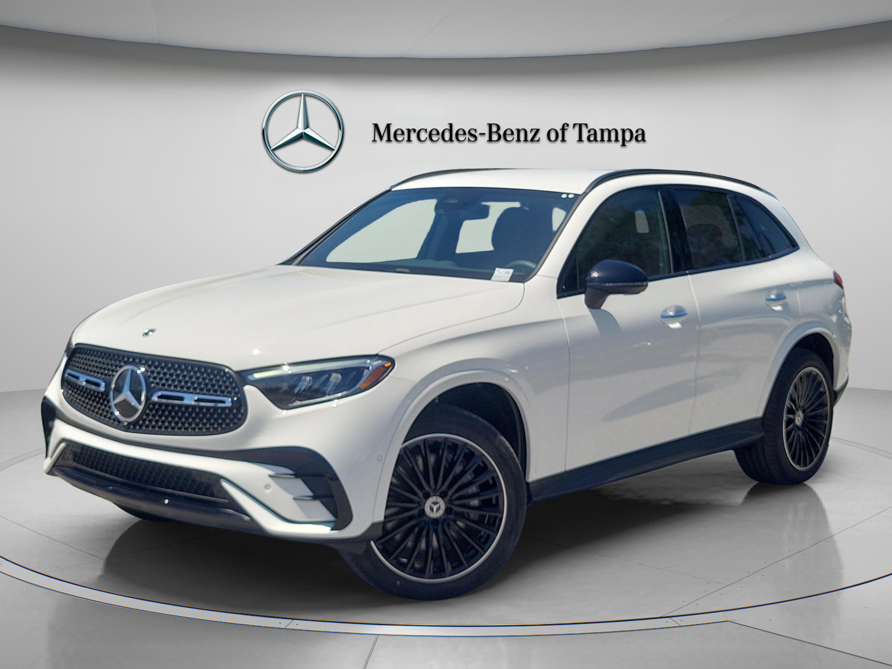 Certified 2026 Mercedes-Benz GLC 300 image 1