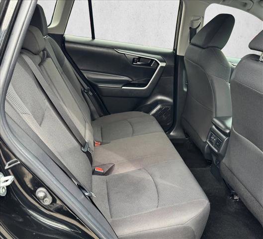 Certified 2023 Toyota RAV4 LE AWD/4WD image 18