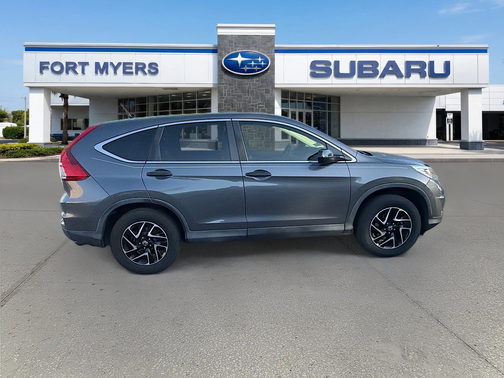 Used 2016 Honda CR-V SE image 2