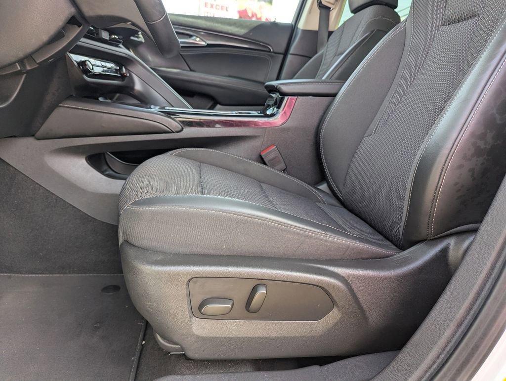 Used 2023 Buick Envision Preferred image 14