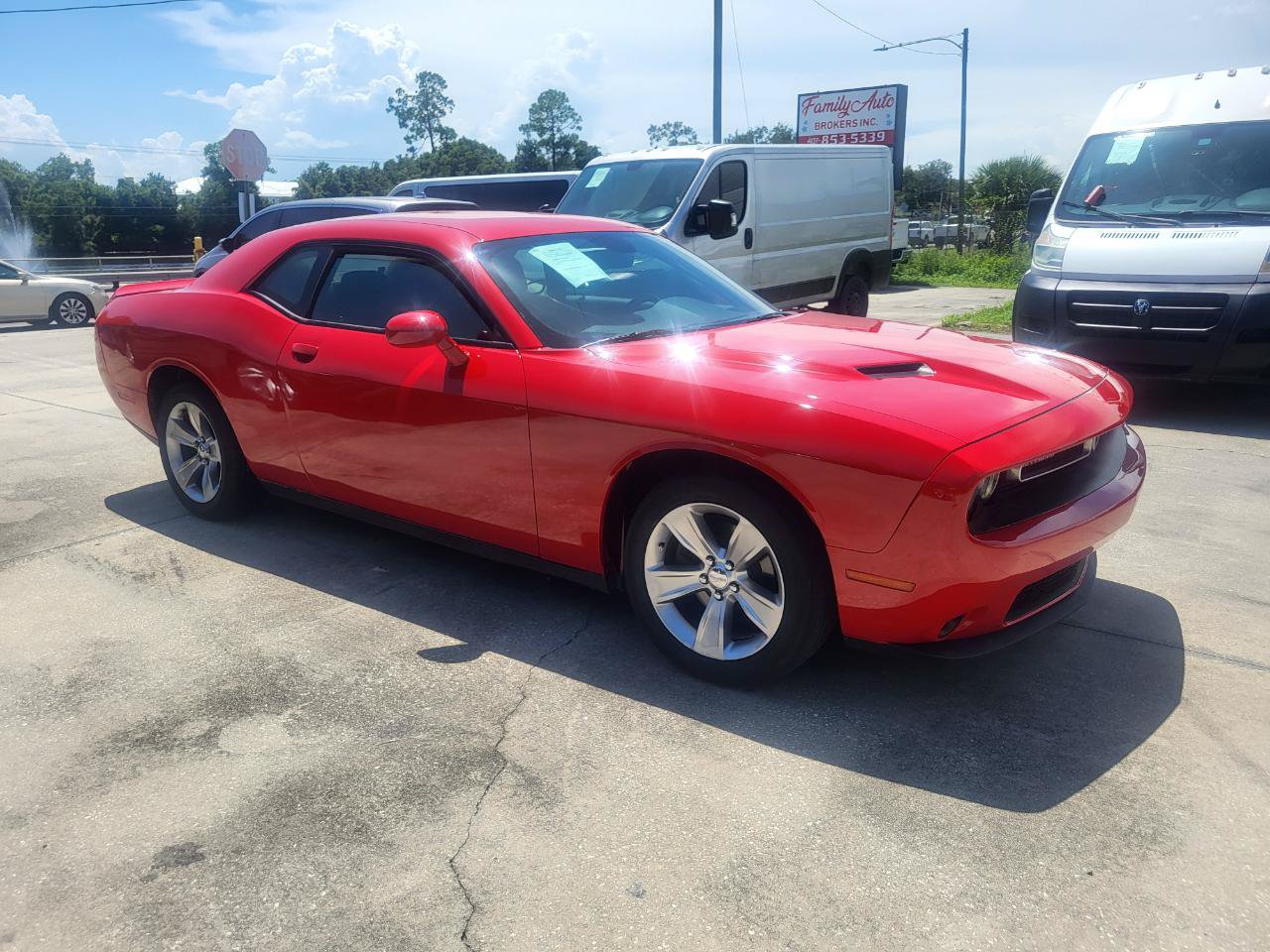 Used 2020 Dodge Challenger SXT RWD image 20