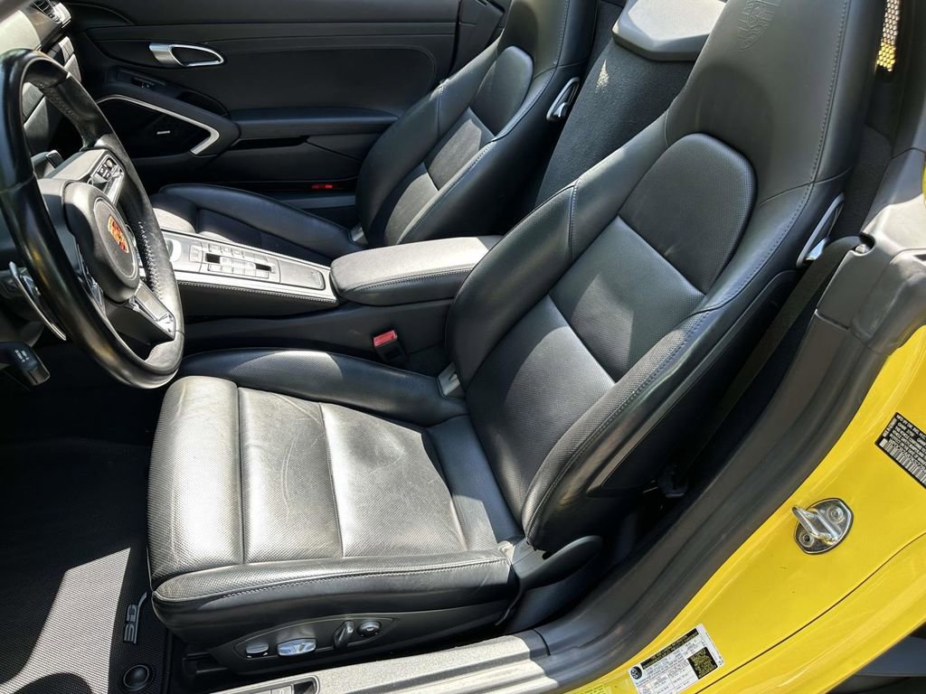 Used 2019 Porsche 718 Boxster GTS RWD image 14