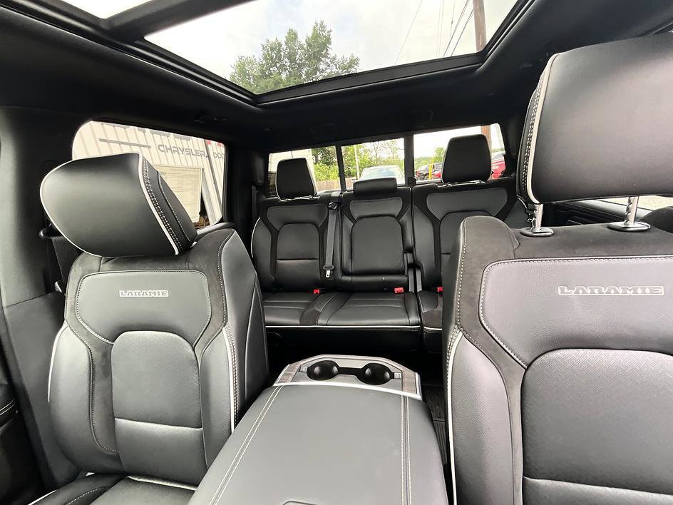 New 2027 RAM 1500 Laramie w/ Night Edition AWD/4WD image 37