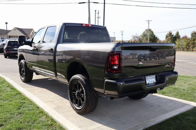Used 2025 RAM 2500 Big Horn image 32