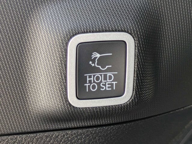 New 2026 Jeep Grand Cherokee Limited AWD/4WD image 13