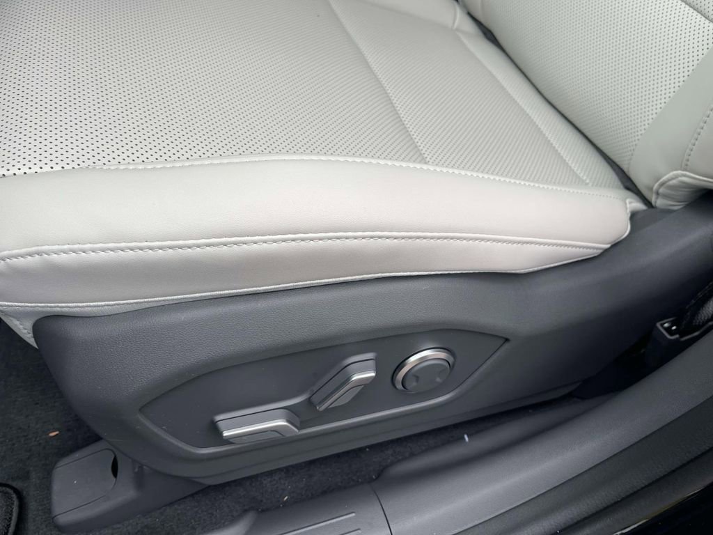 New 2026 Hyundai Santa Fe SEL image 15