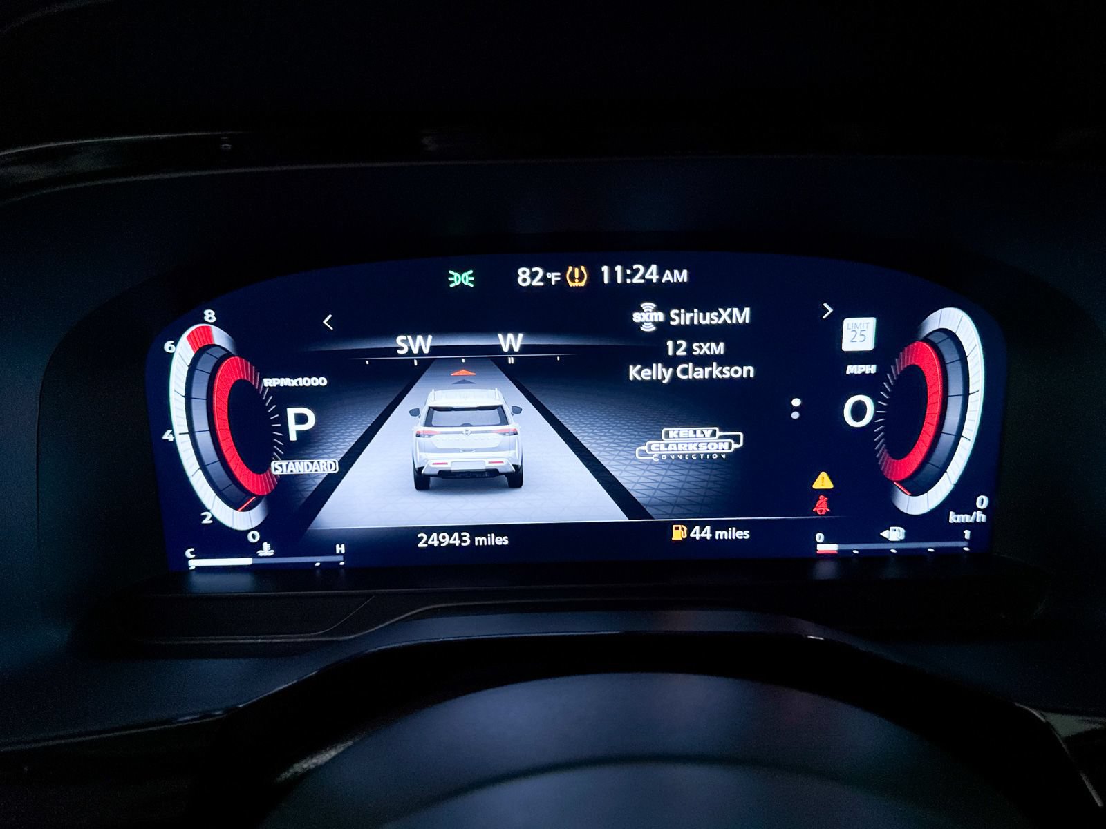 Used 2024 Nissan Pathfinder Platinum FWD image 38