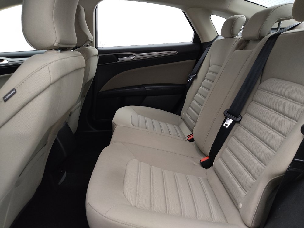 Used 2018 Ford Fusion S FWD image 18