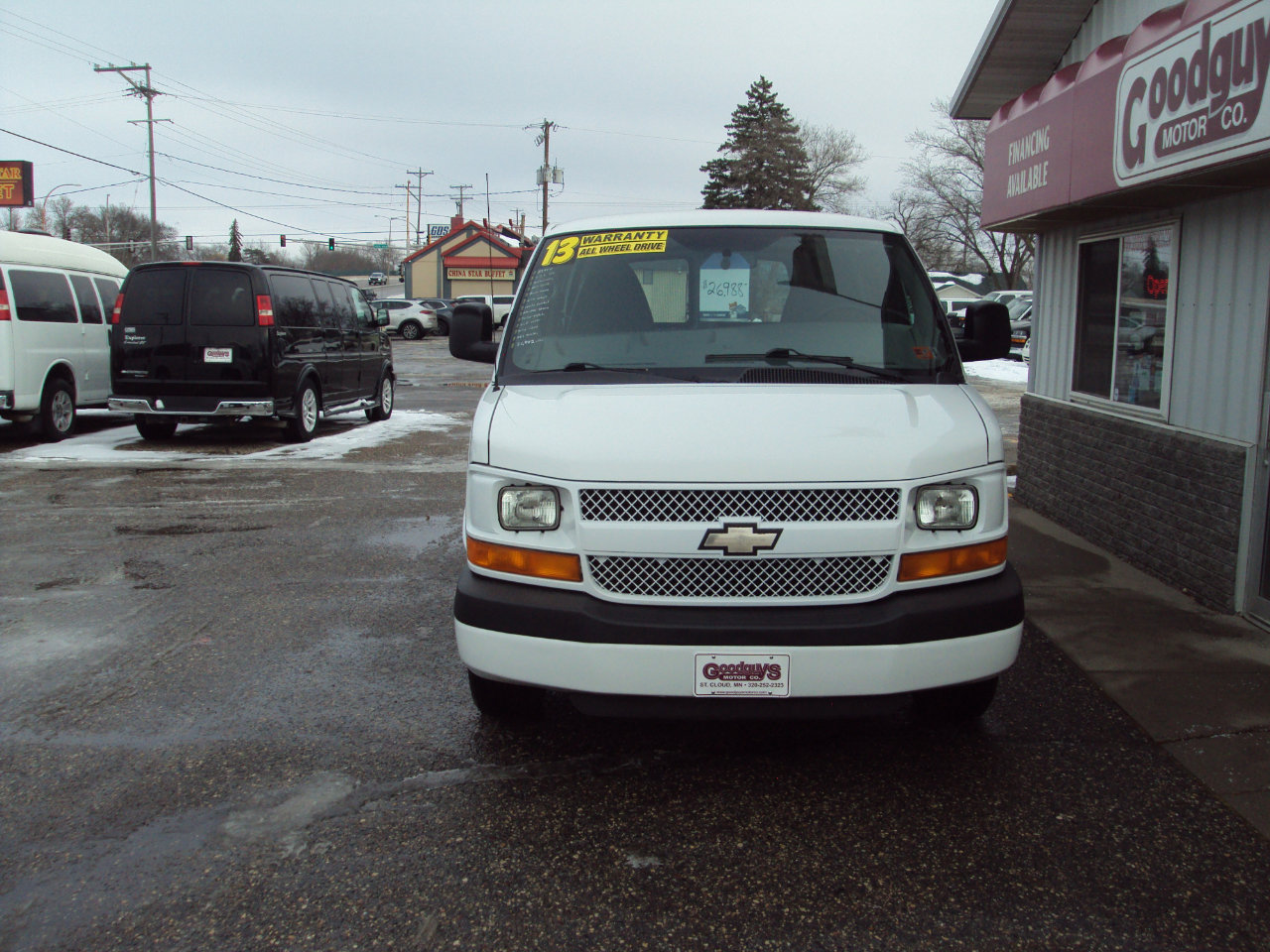 Used 2013 Chevrolet Express 1500 AWD image 3