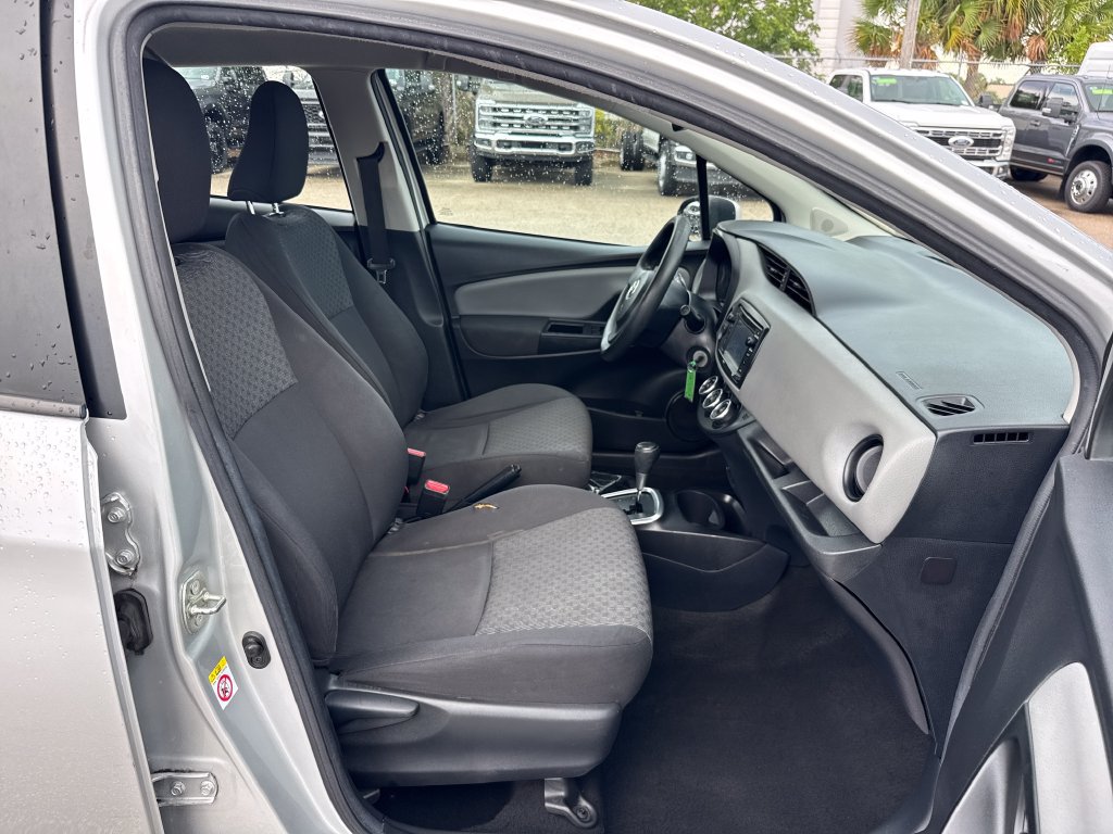 Used 2016 Toyota Yaris L FWD image 22