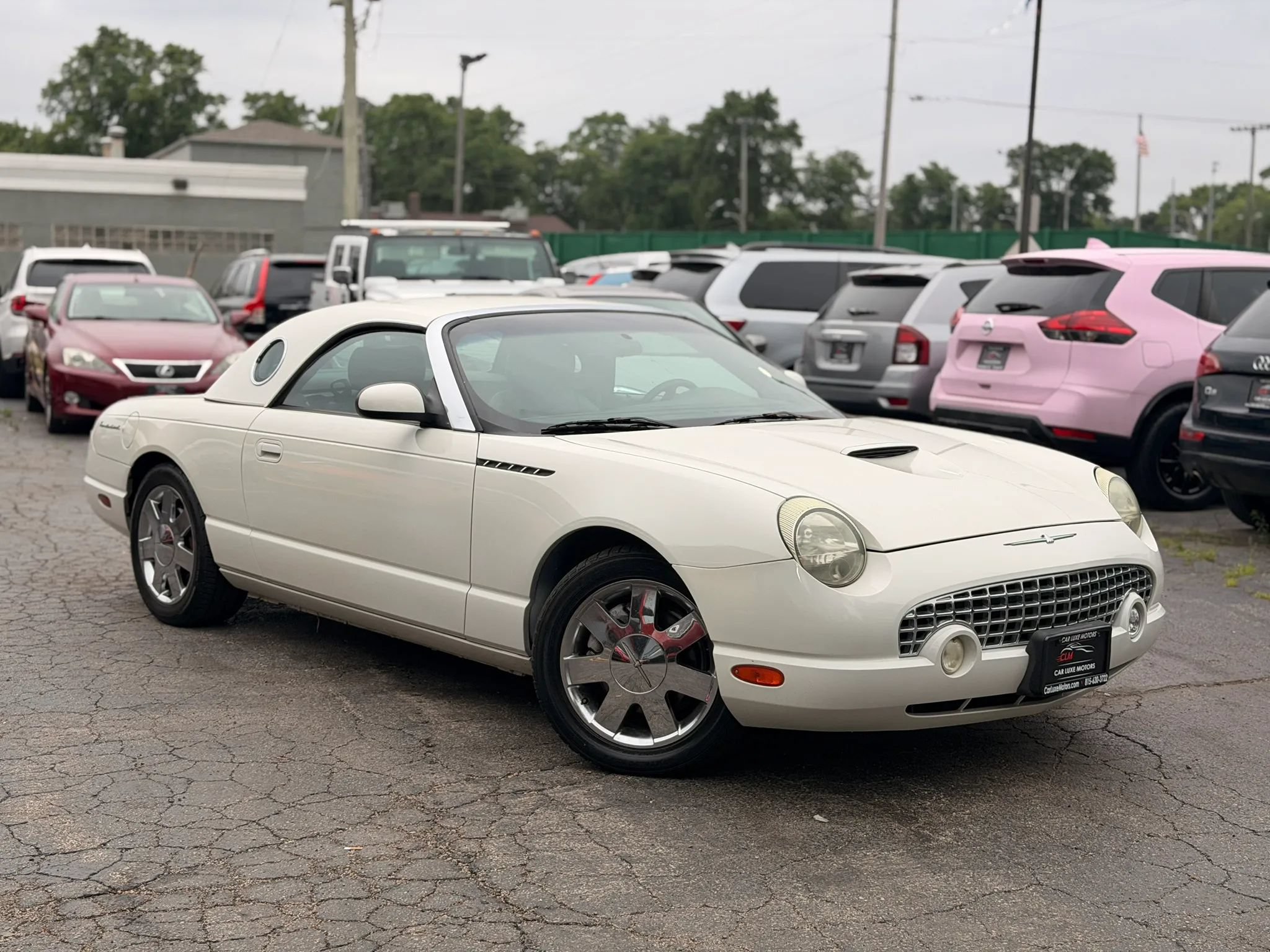 Used 2002 Ford Thunderbird RWD image 3