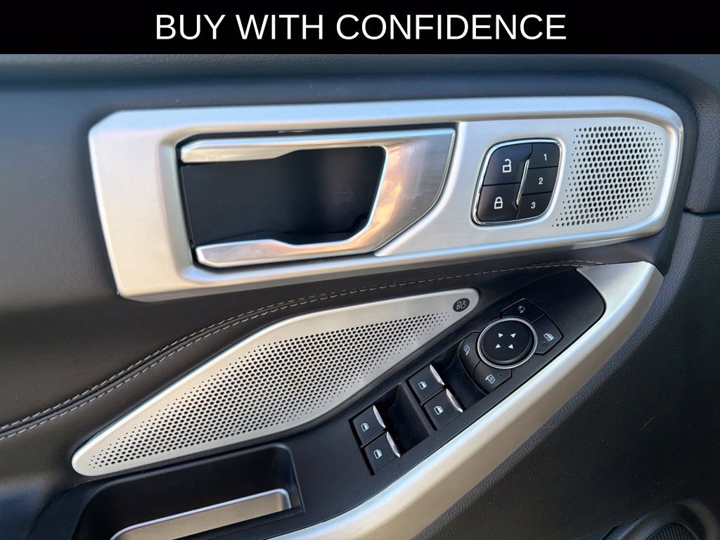 Used 2023 Ford Explorer Limited w/ Limited Technology Package AWD/4WD image 10